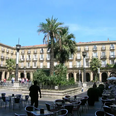 New Fika 4a Апартаменты *